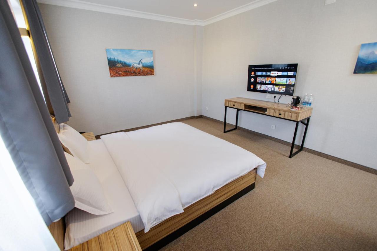 בישקק 281 Hotel מראה חיצוני תמונה