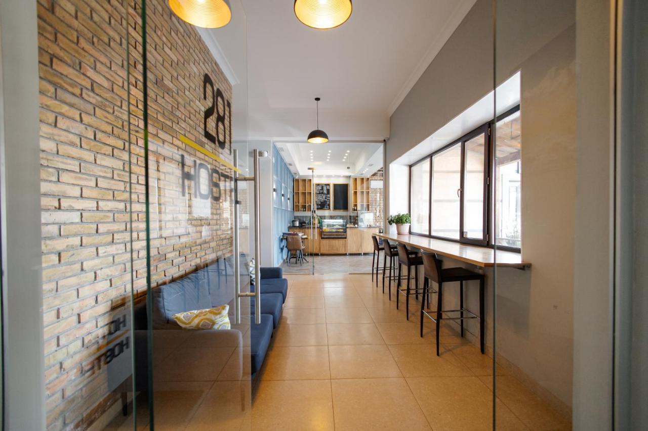 בישקק 281 Hotel מראה חיצוני תמונה