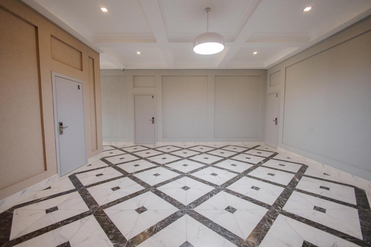 בישקק 281 Hotel מראה חיצוני תמונה